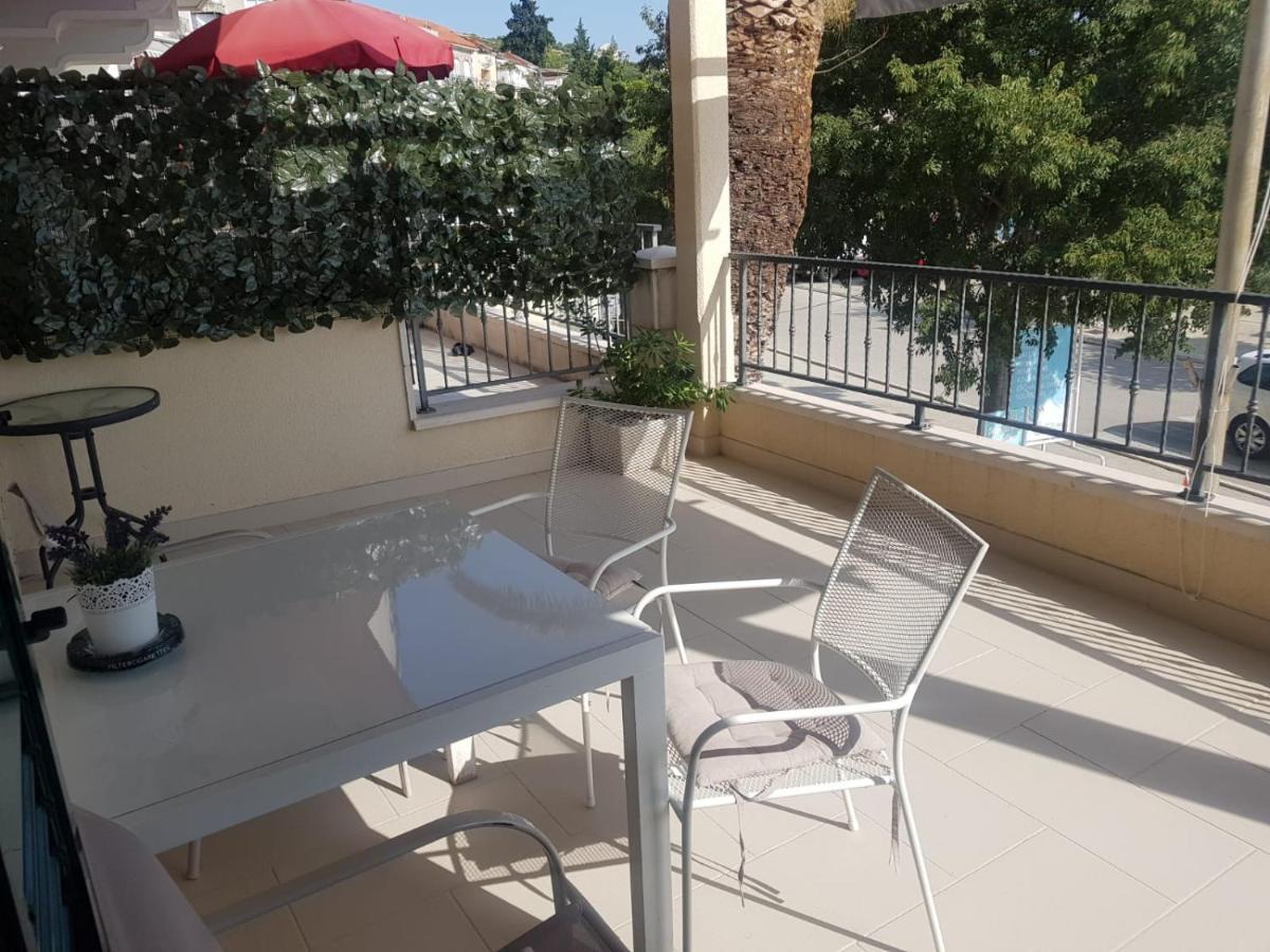 Apartment Dalma Podgora Εξωτερικό φωτογραφία